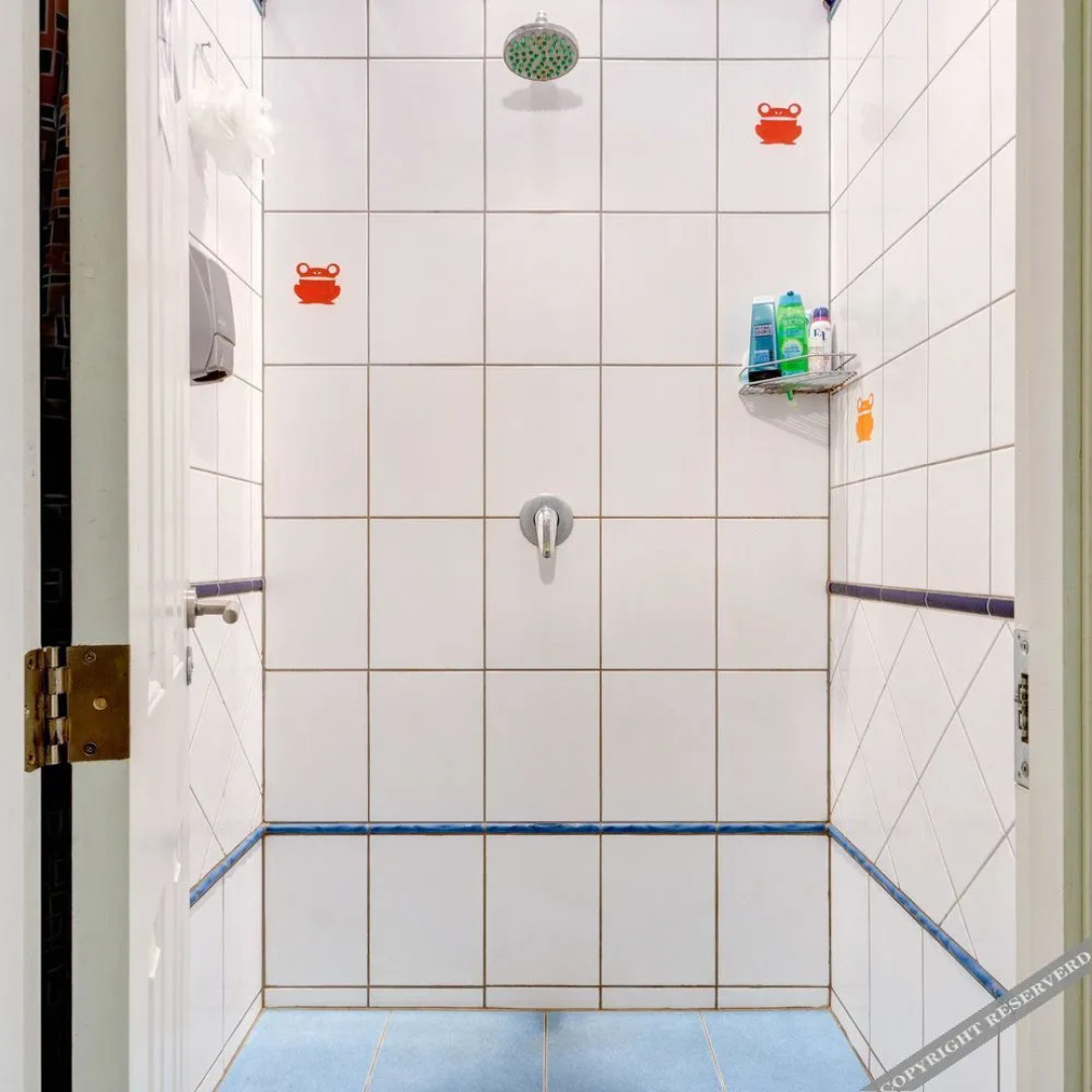 Barons City Central Hostel & Apartments