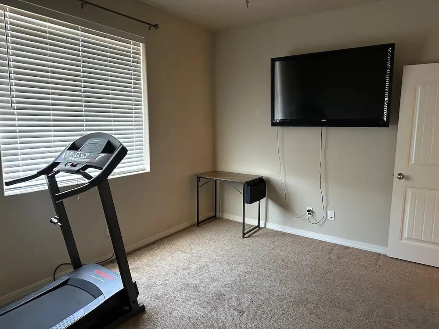 Spacious Desert Retreat With Breathtaking Views 2 Bedroom Home by RedAwning