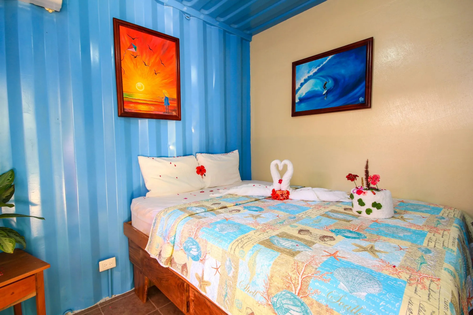 Jungle's Edge: Jiu-Jitsu, Muay Thai & Yoga Retreats