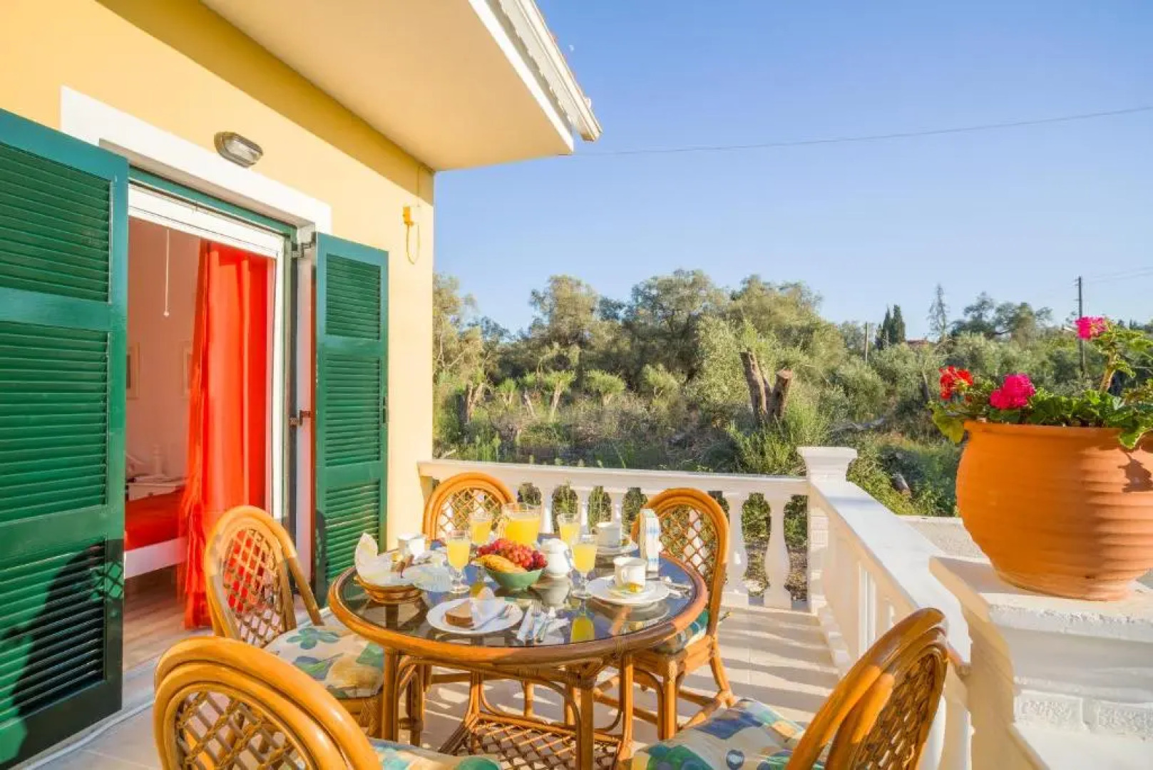 Kariá Holiday Home