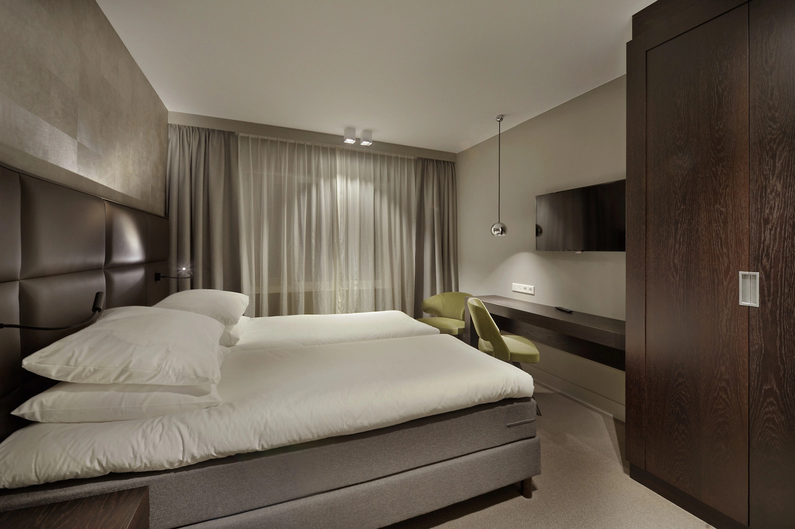 Amsterdam Forest Hotel