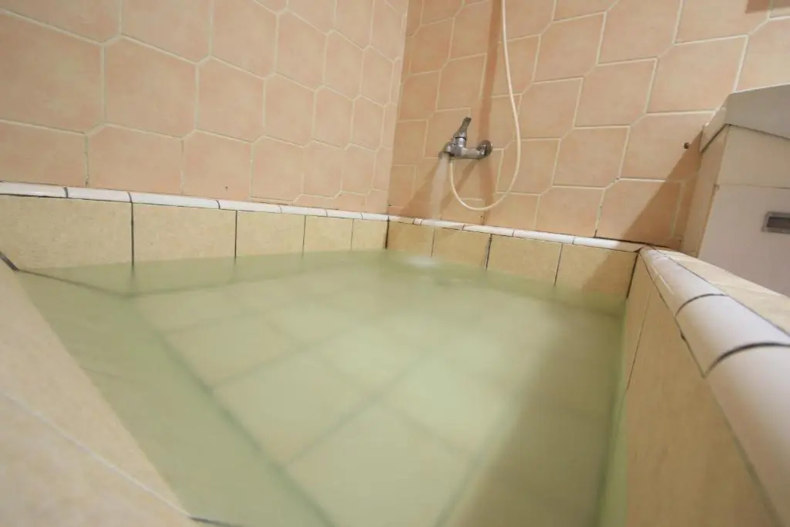 Yotai Spring Guest House