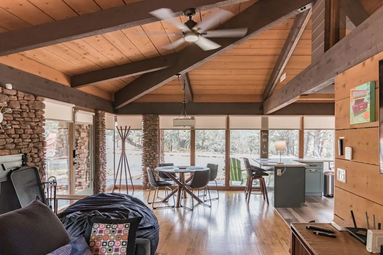 Glass House Elk Rim Pine 1 Bedroom Cabin by Redawning