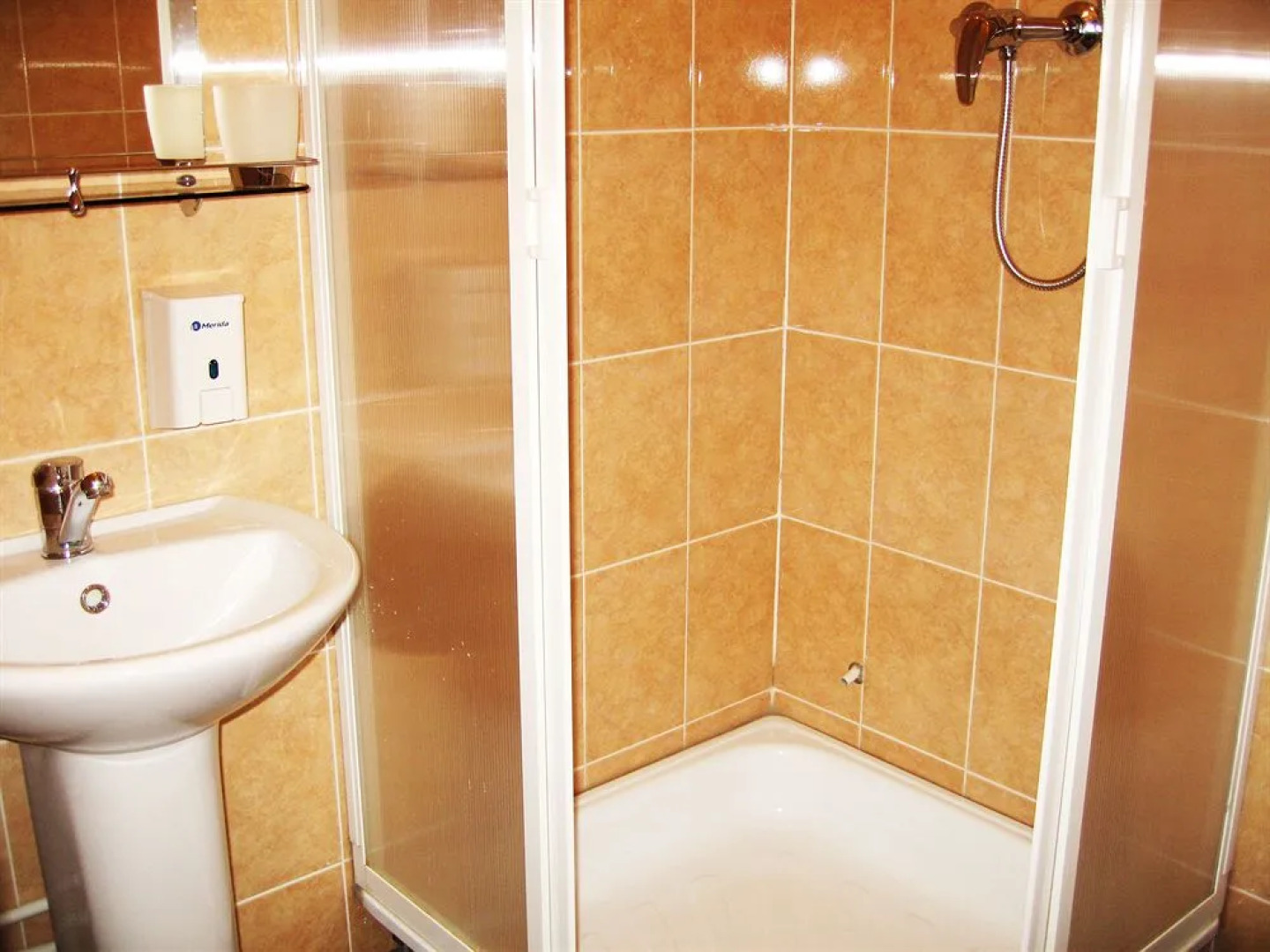 Отель Smart Welcome by Academia