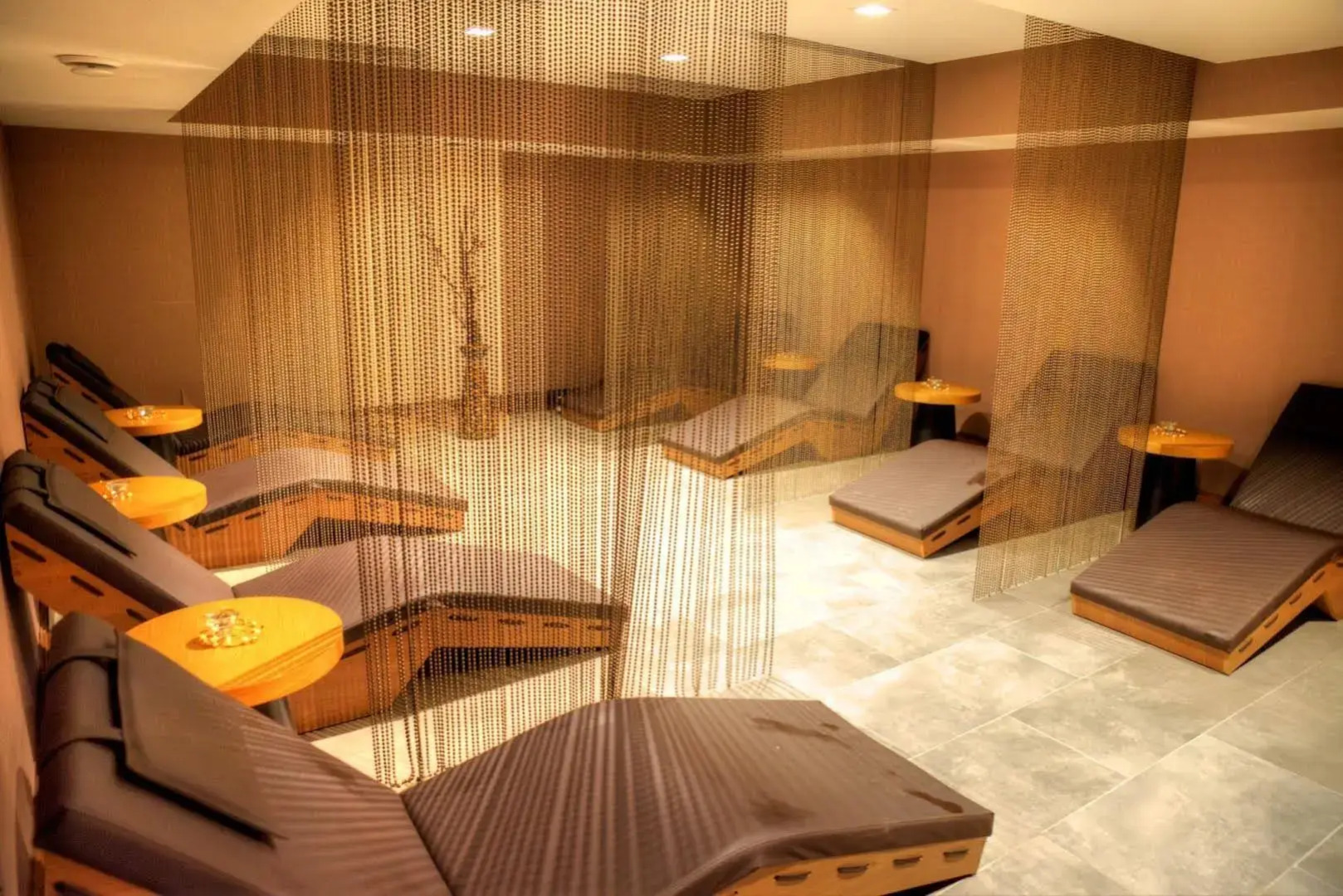 Le Bleu Hotel & Resort