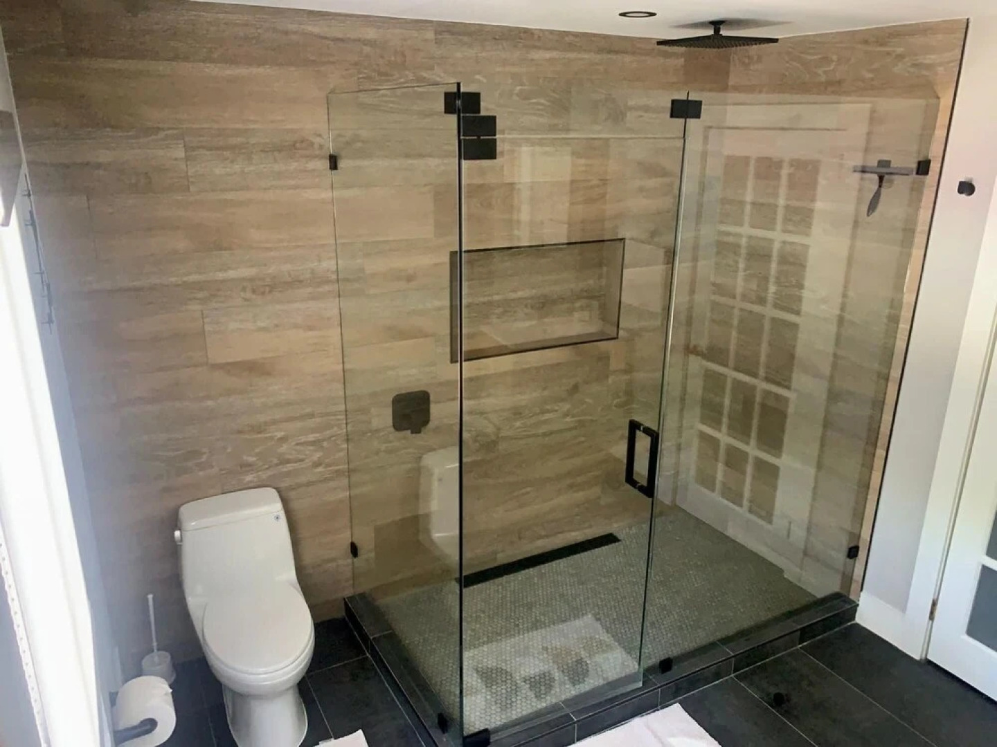 Fantastic 3 Bedroom Heated Salt Pool Home 3 Blocks From Wilton Drive