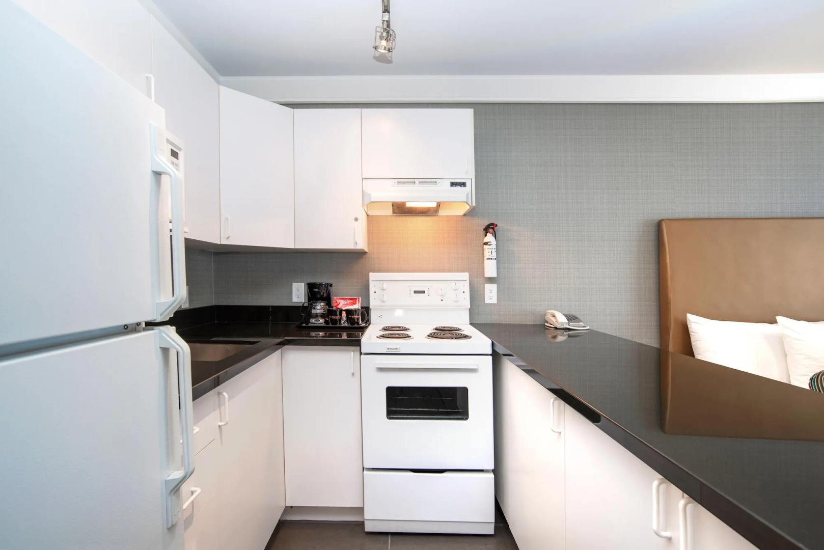 Sandman Hotel Vernon