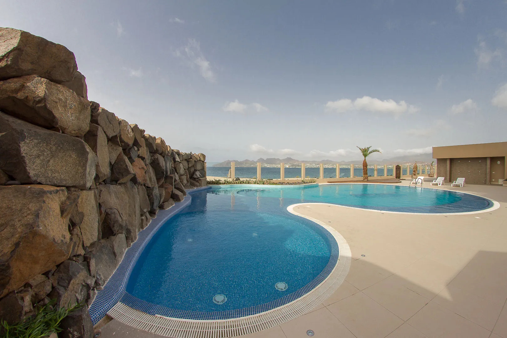 Las Rochas Mindelo Aparthotel