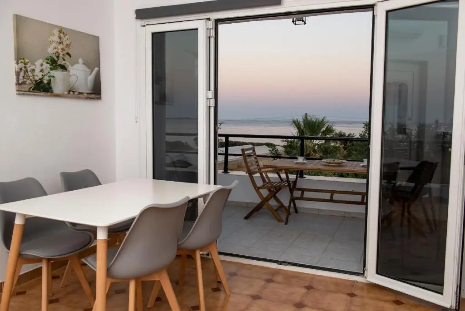 Peter & Paul Seaview House Private Parking, A/C