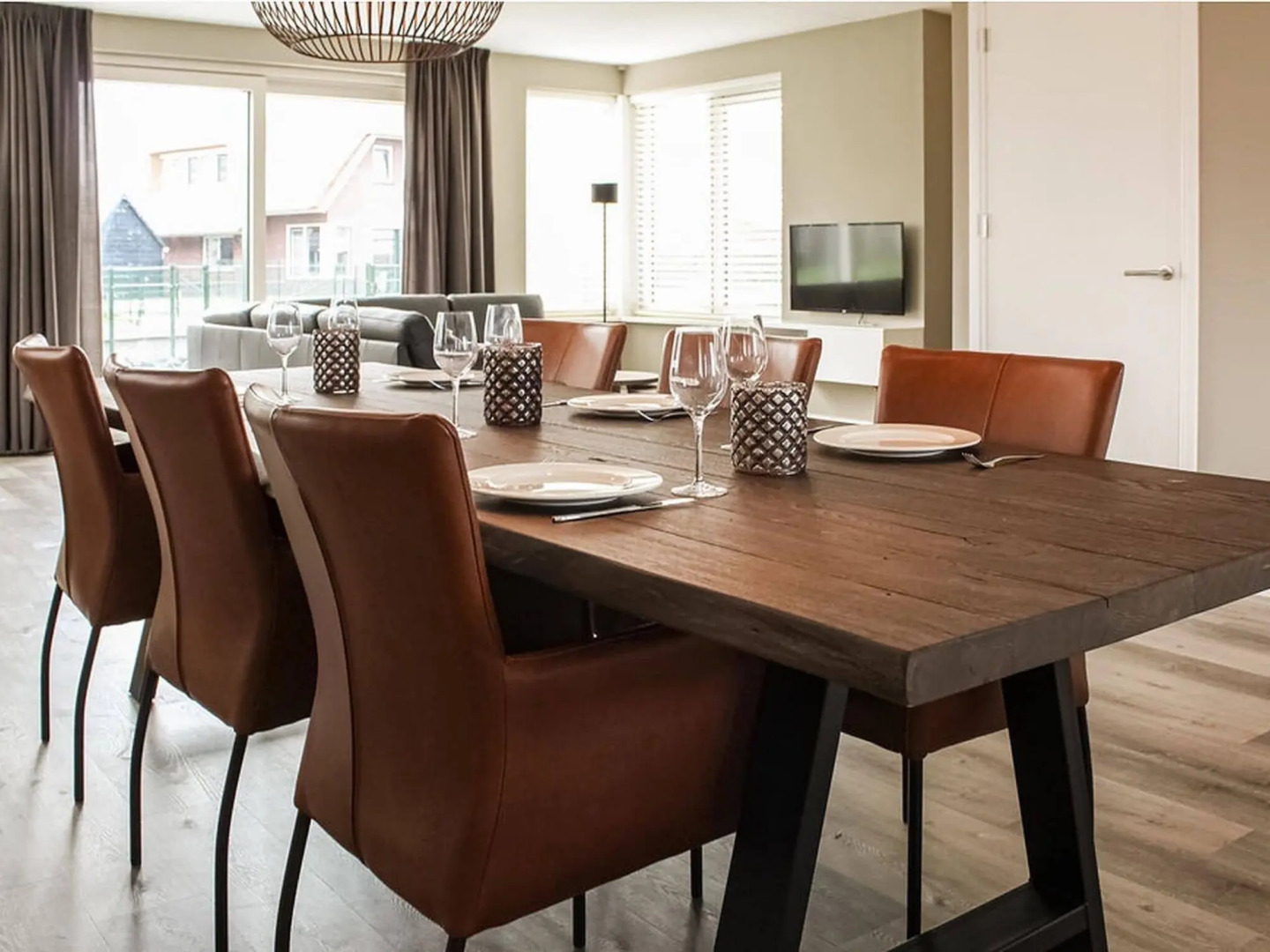 Villa with enclosed garden, in a holiday park on the water in Friesland