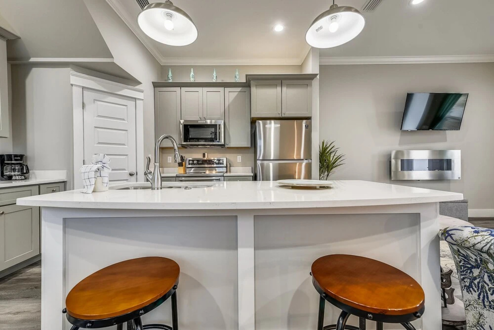 Vacation Station by Book That Condo