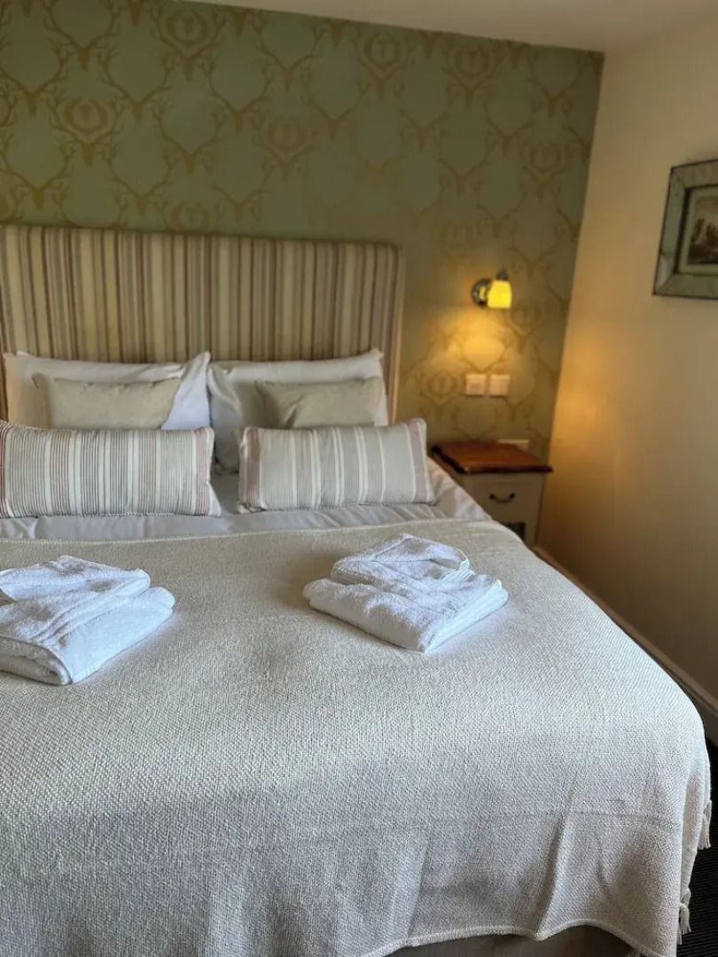 The Olde Coach House Inn