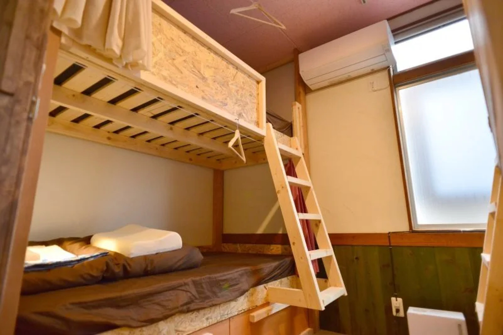 Good Trip Hostel & Bar