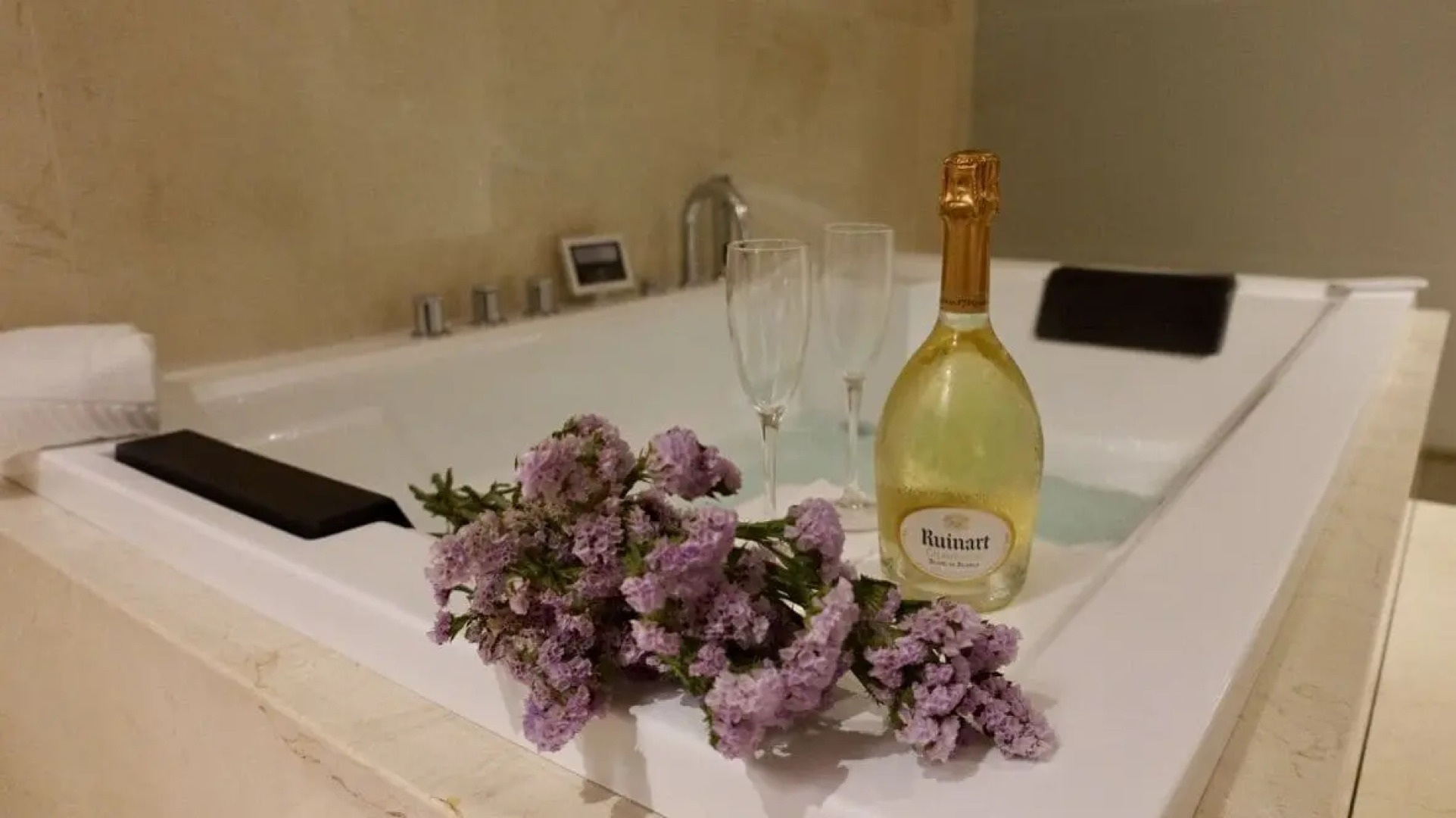 Oporto Airport & Business Hotel