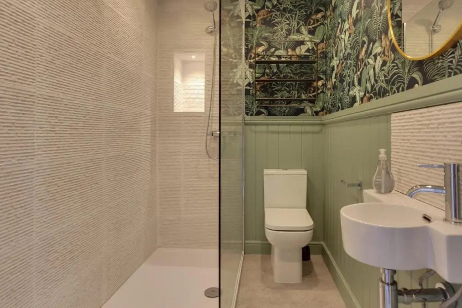 Outstanding 3 Bedroom Townhouse in Hertford