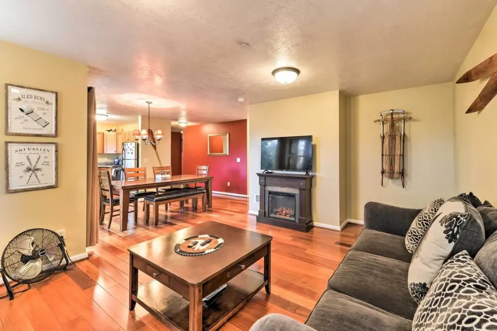 Near Skiing & Hiking: Inviting Retreat in Victor!