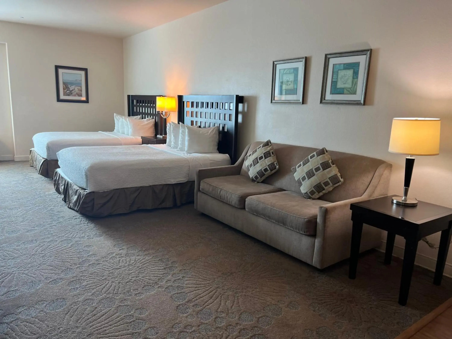 Sunchase Inn & Suites