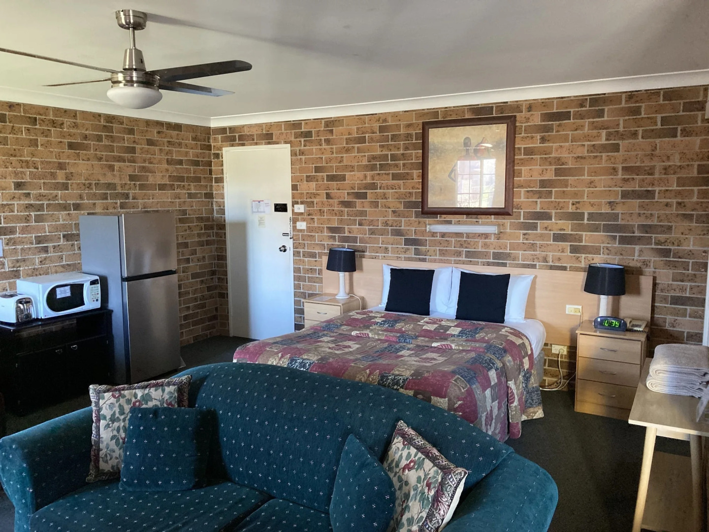 Golden Grain Motor Inn