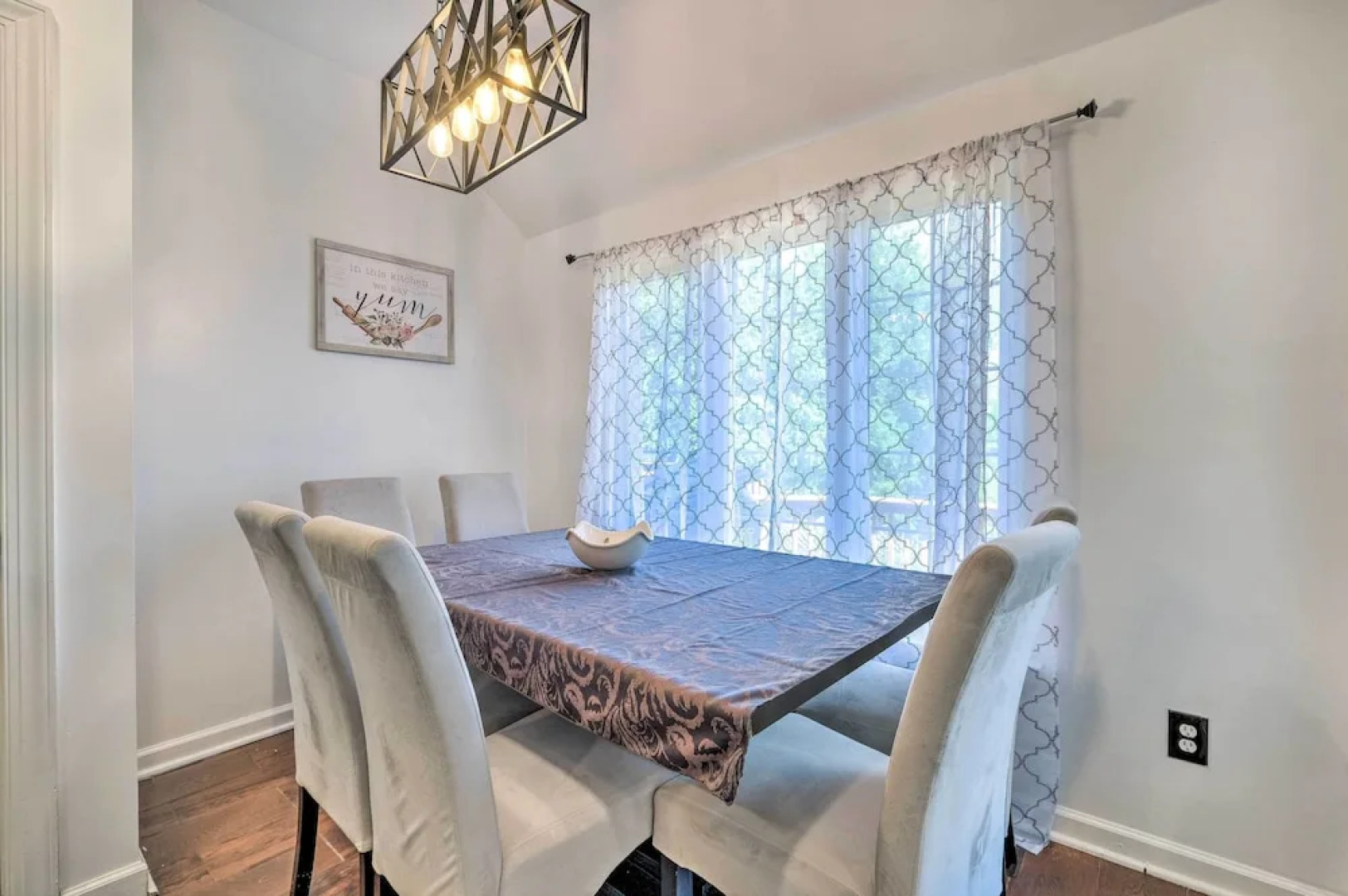 Pond-view Deck + Pool Table: Woodbridge Haven!