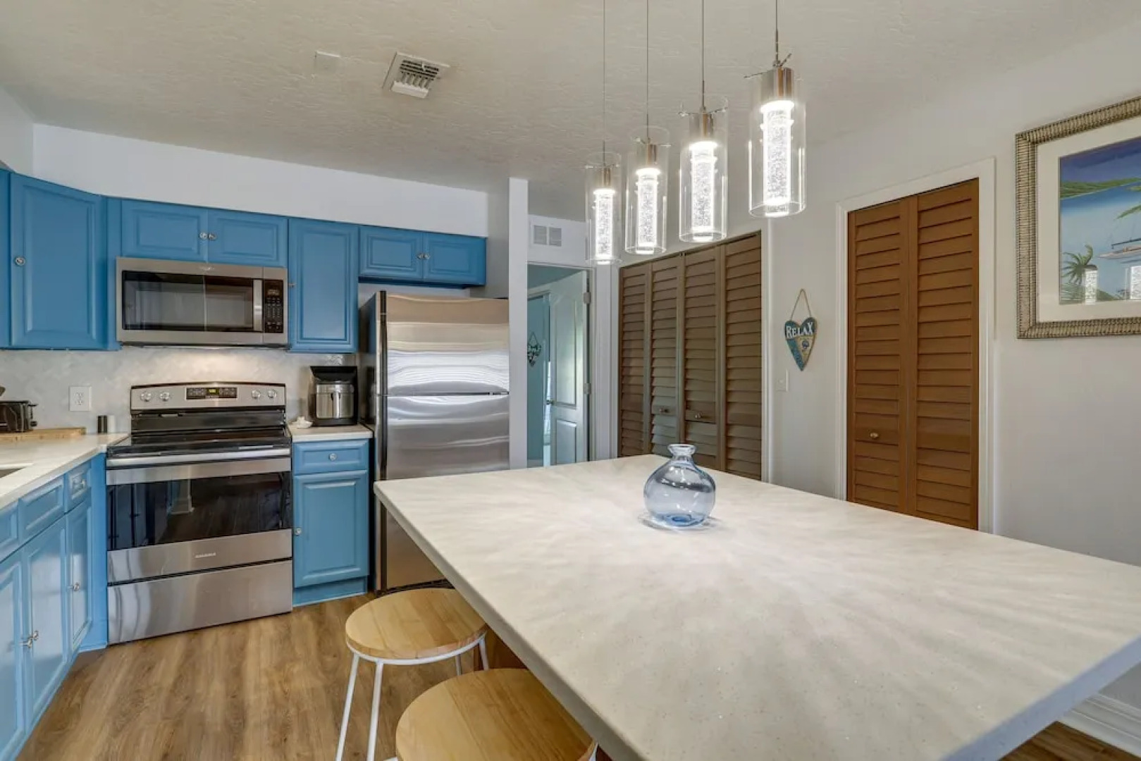 Breezy Cape Canaveral Townhome ~ 1 Mi to Beach!