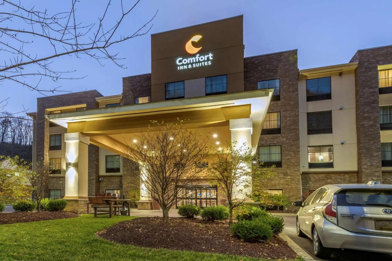 Comfort Inn & Suites Pittsburgh South
