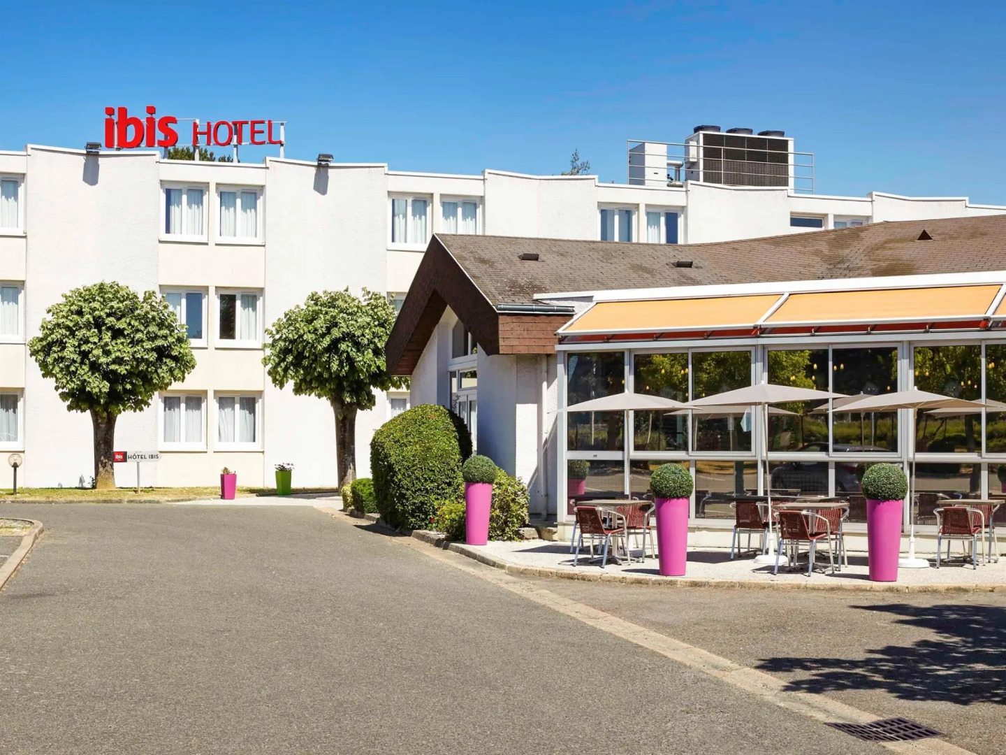 ibis Chartres Ouest Luce