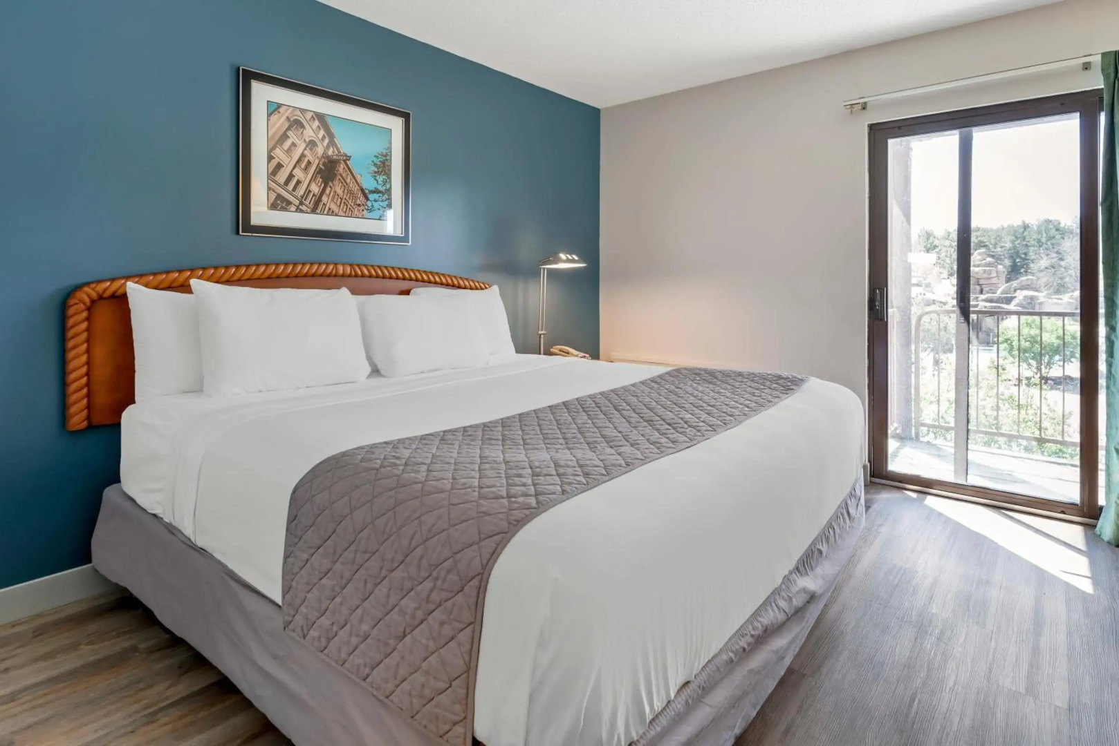 Polynesian Hotel & Suites Wisconsin Dells/Lake Delton