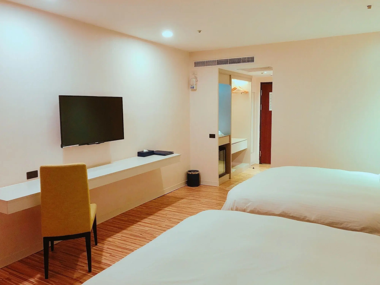 WeMeet Hotel