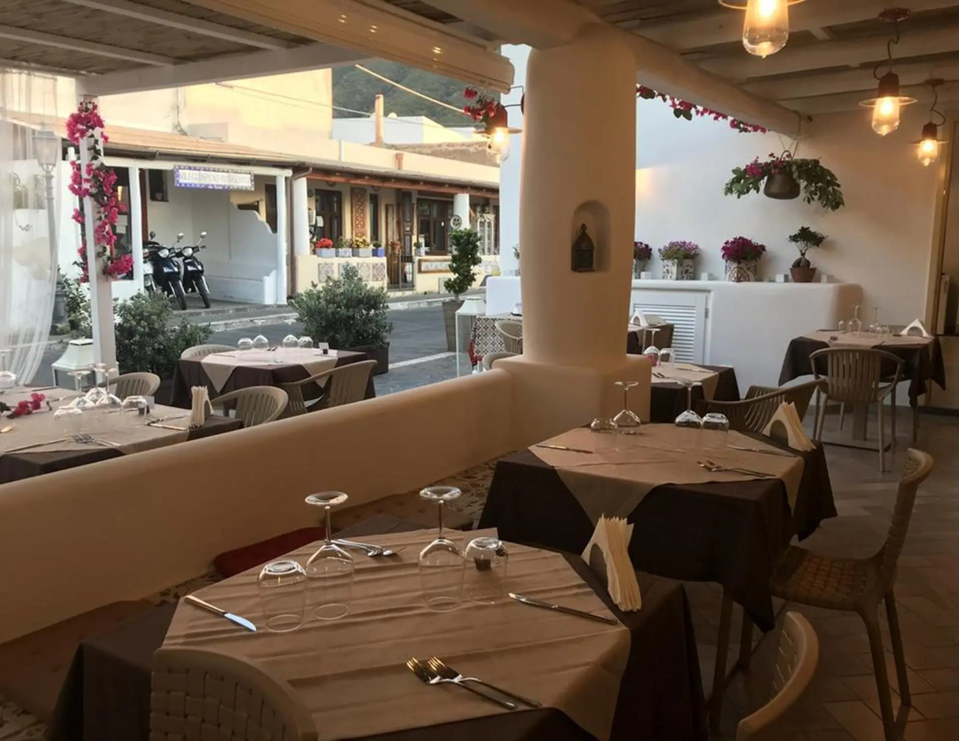 A Alera Room and Breakfast