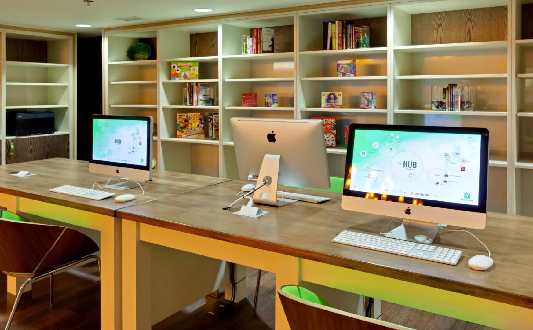 Holiday Inn Hotel & Suites Atlanta Airport-North by IHG