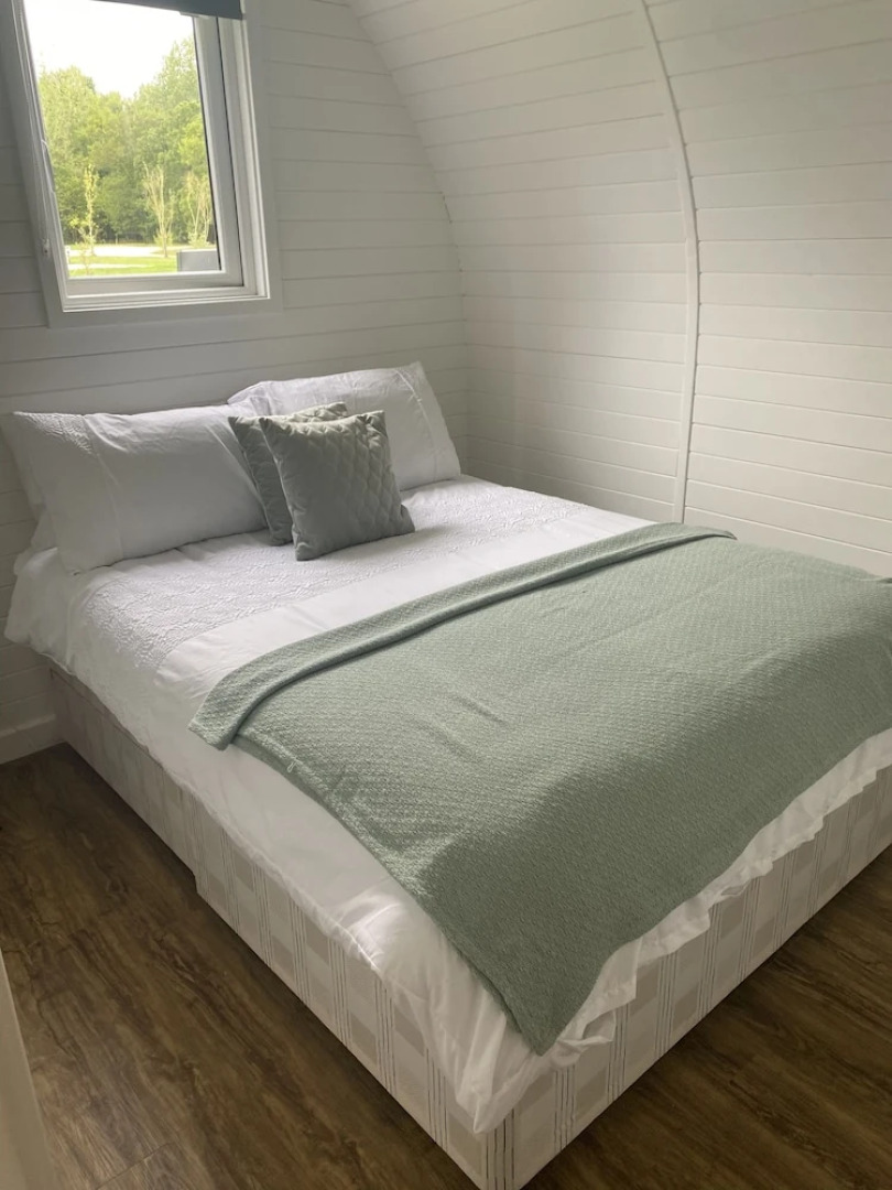 Beech Pod Cabin in Beautiful Surroundings Wrexham