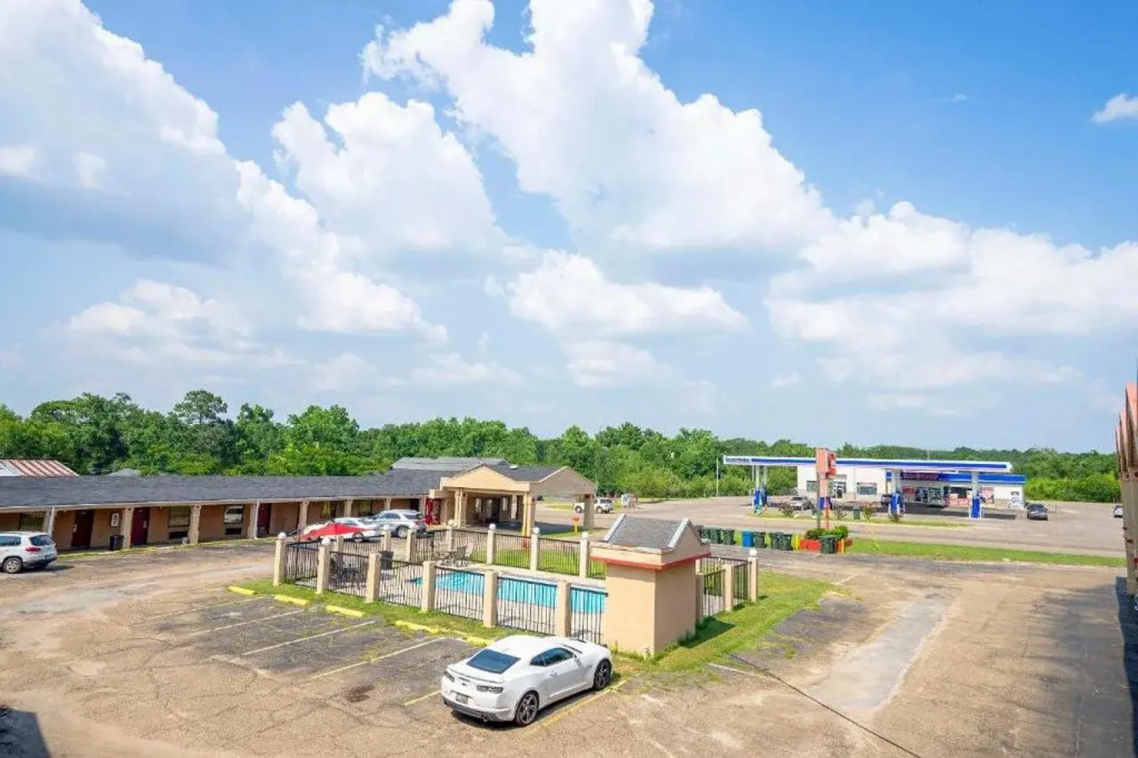 OYO Hotel Opp Al, Floral Hwy