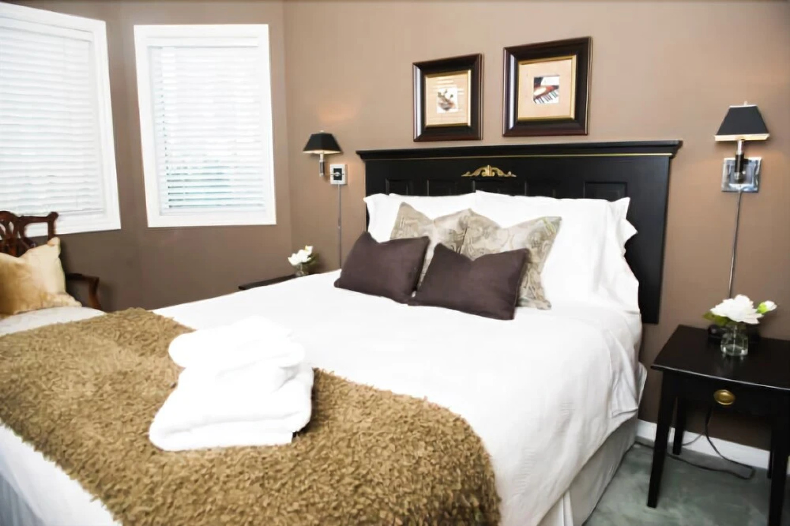 Executive Suites by Roseman - Pavilions of Eau Claire