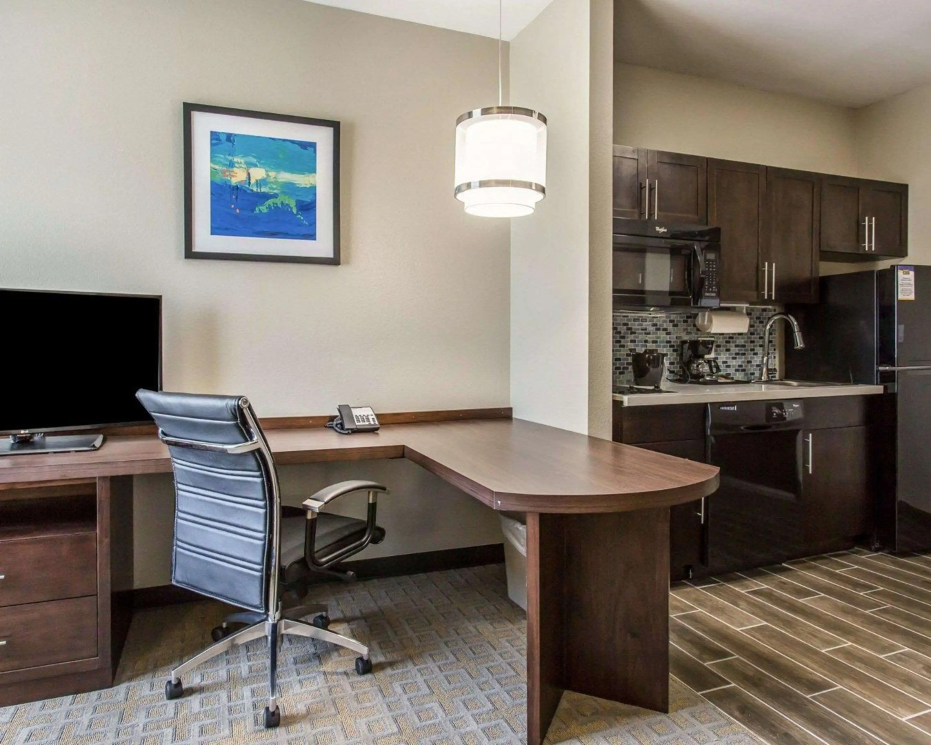 MainStay Suites Midland