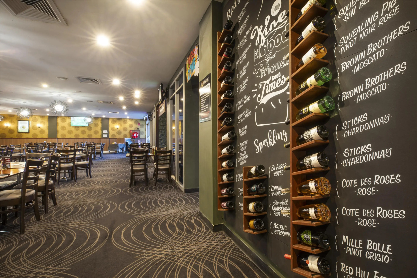 Nightcap at Dalrymple Hotel