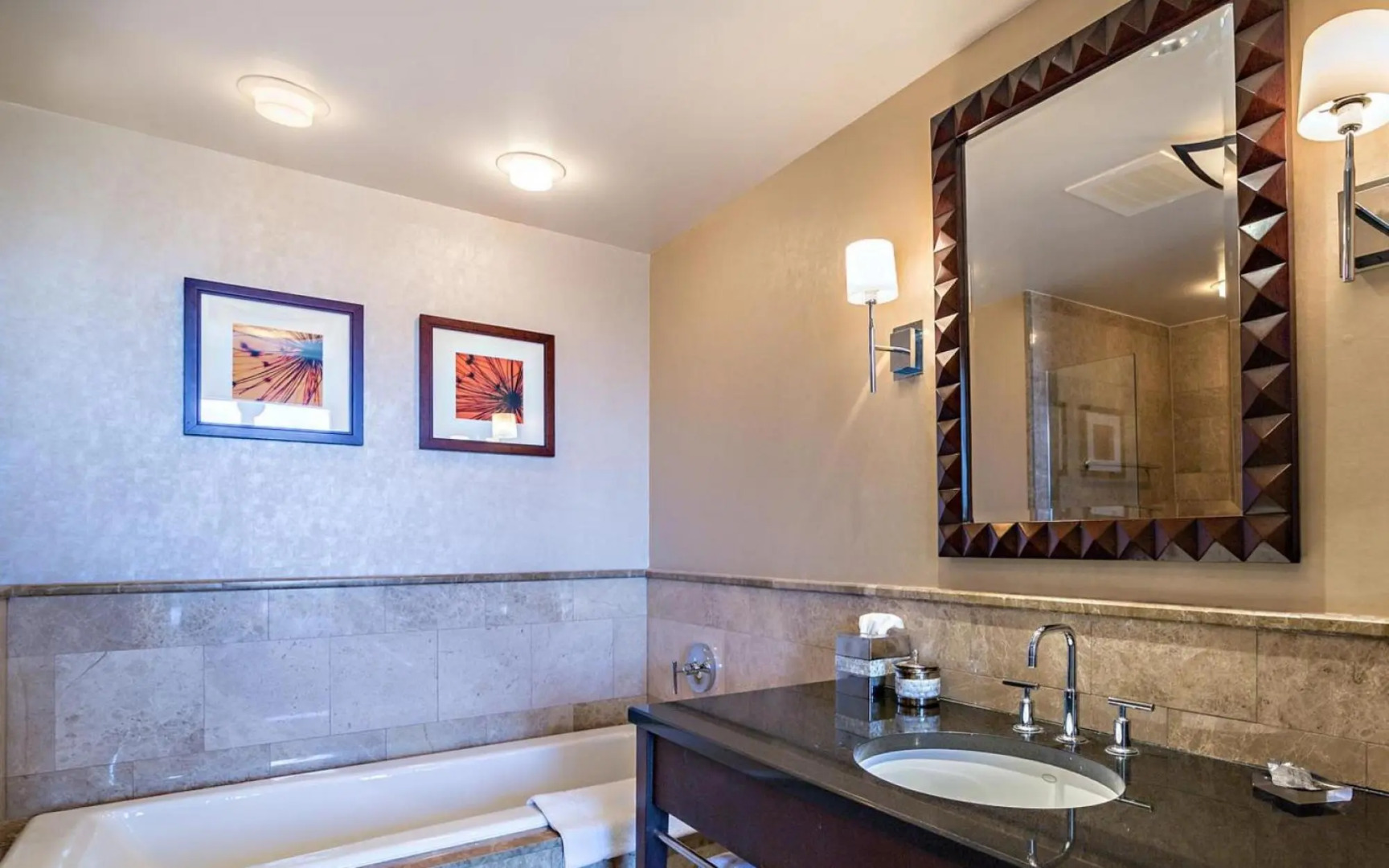 Ocean view 2 bedroom penthouse