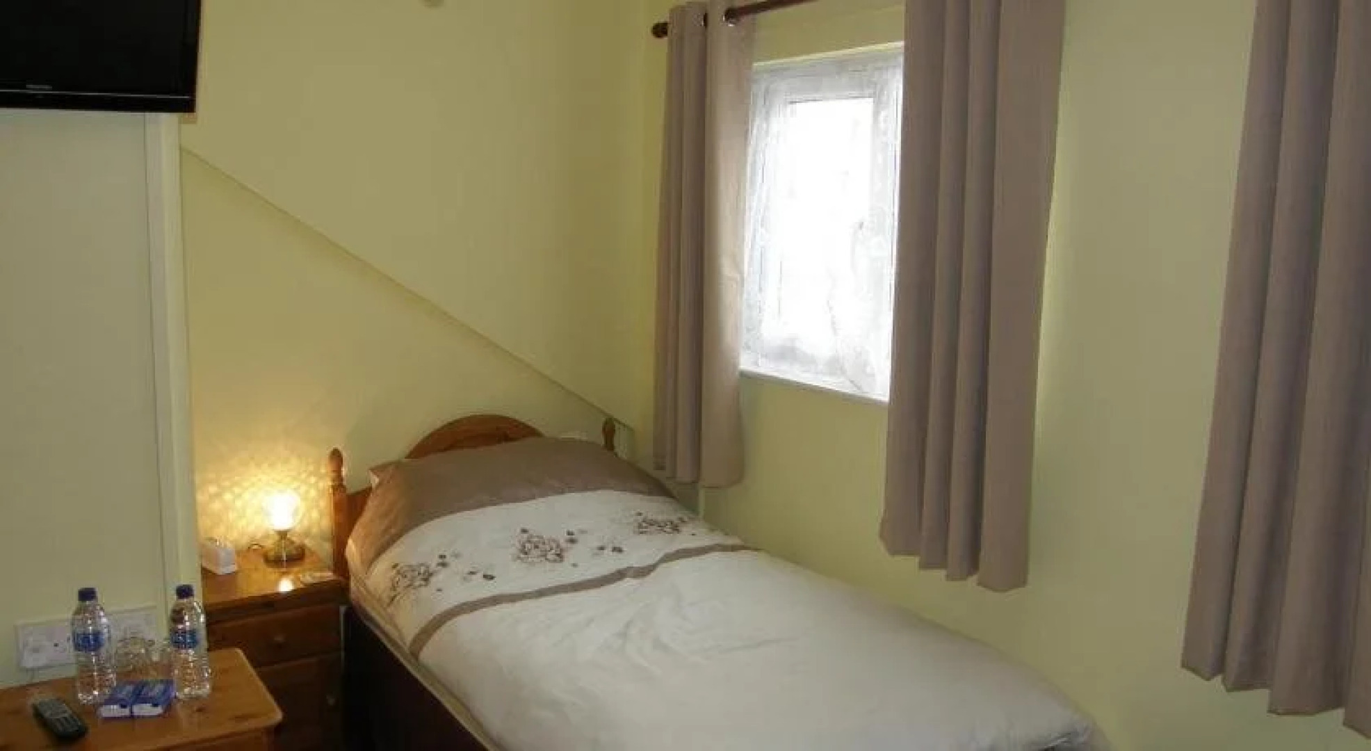 Kingswinford Guest House