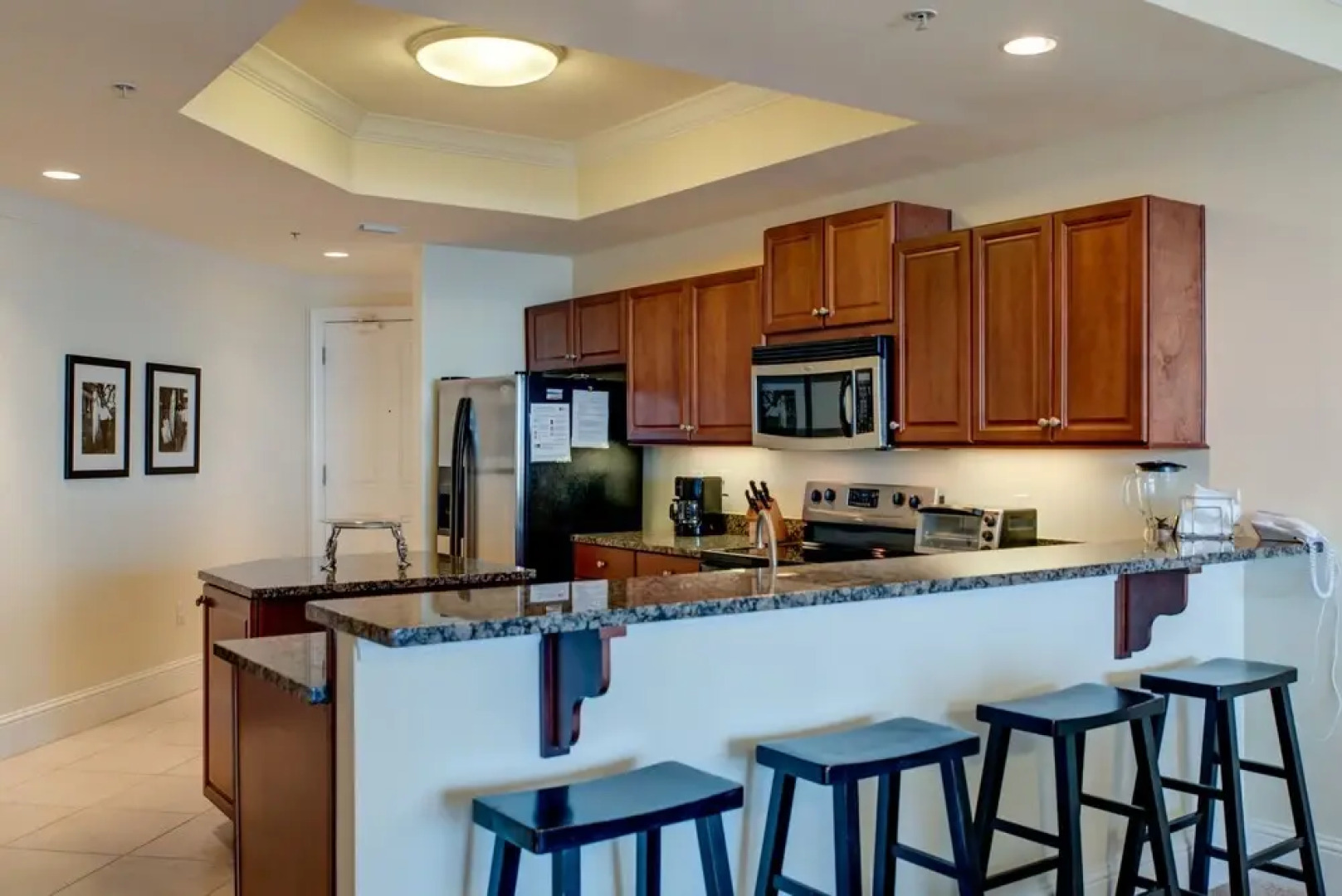 Holiday Isle Unit #307 - Gulf Front! No Roads To Cross. Covered Parking, Fitness Center, Tennis Courts, And Wifi 3 Bedroom Condo by Redawning