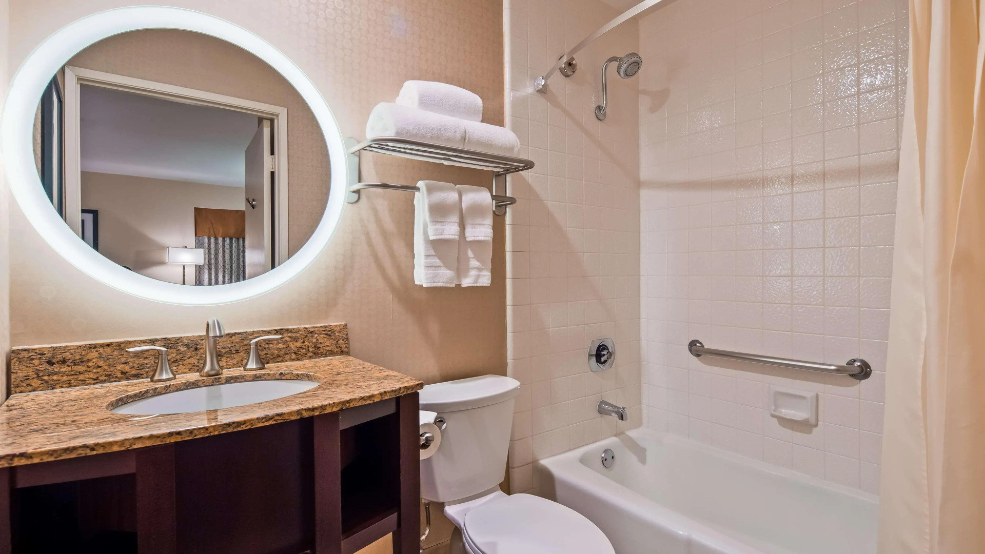 Best Western Plus Suites Hotel Coronado Island