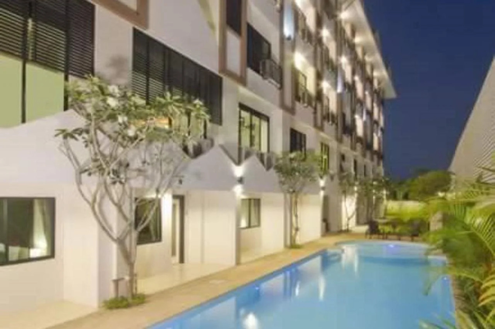 Ayara Grand Palace Hotel