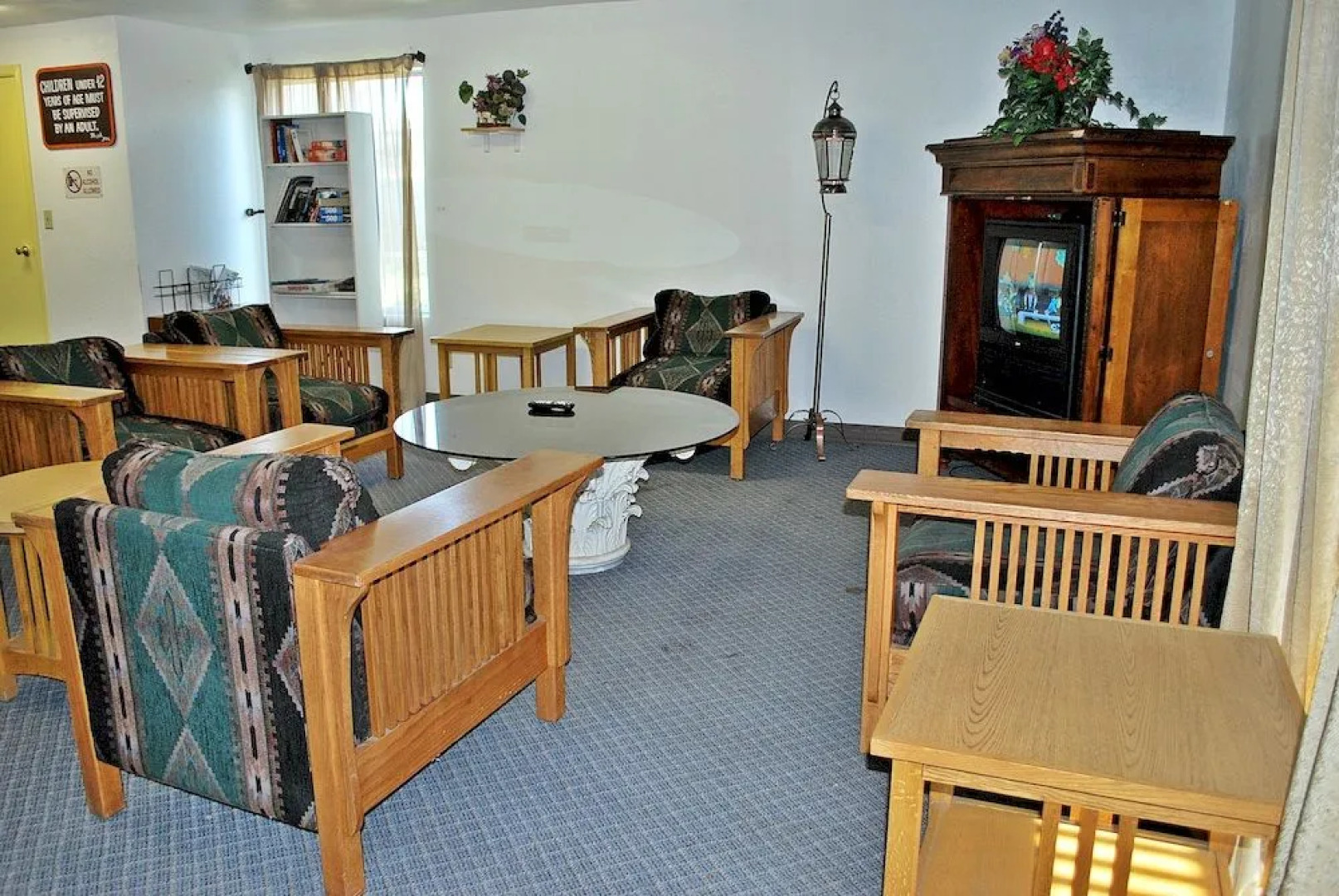 Oregon Motel 8 & RV Park