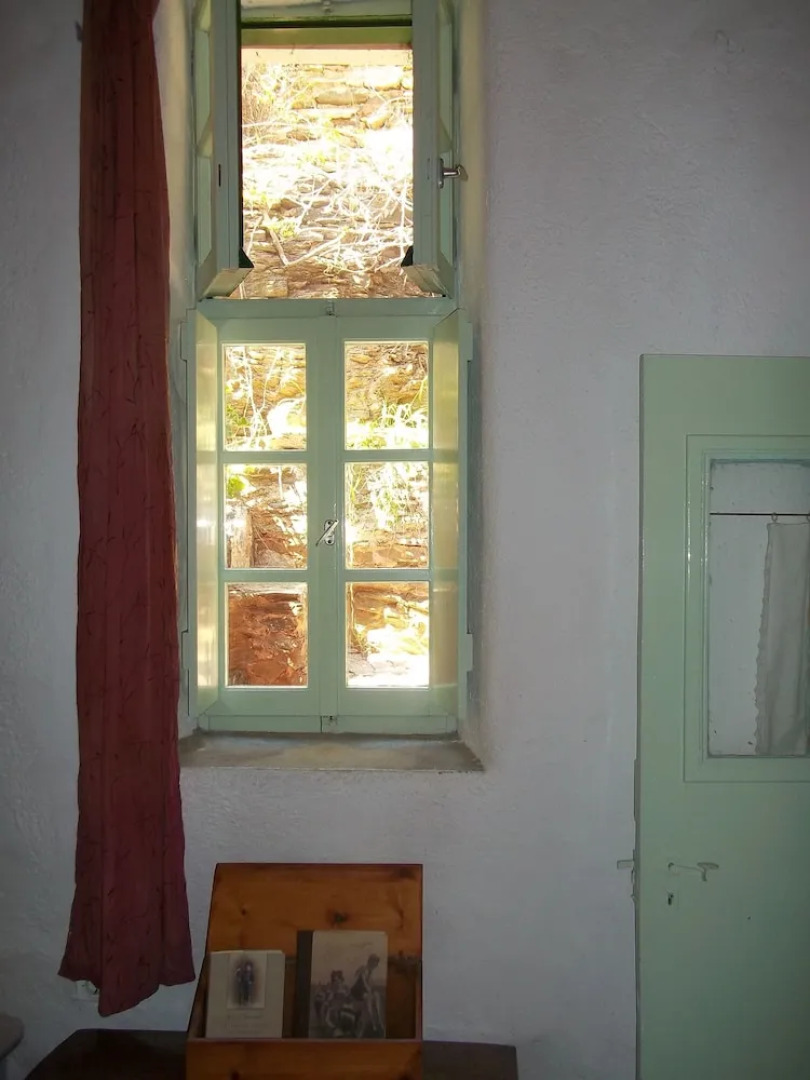 Hidesign Athens Traditional Stone house in Kea