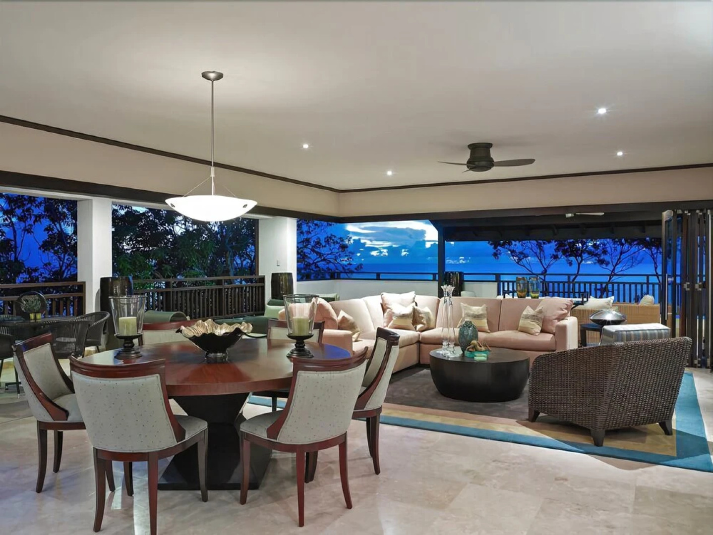 Coral Cove Beachfront Villas