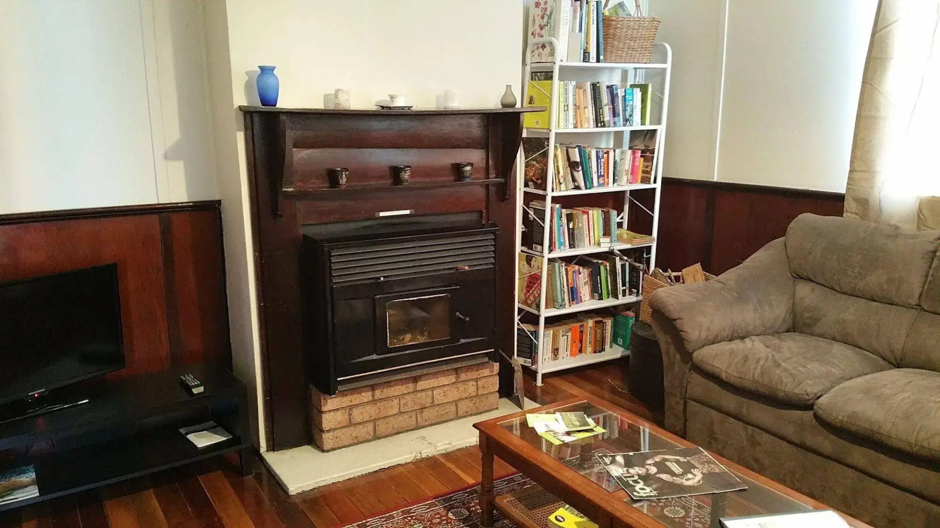 16 Gregson - Silky Oaks