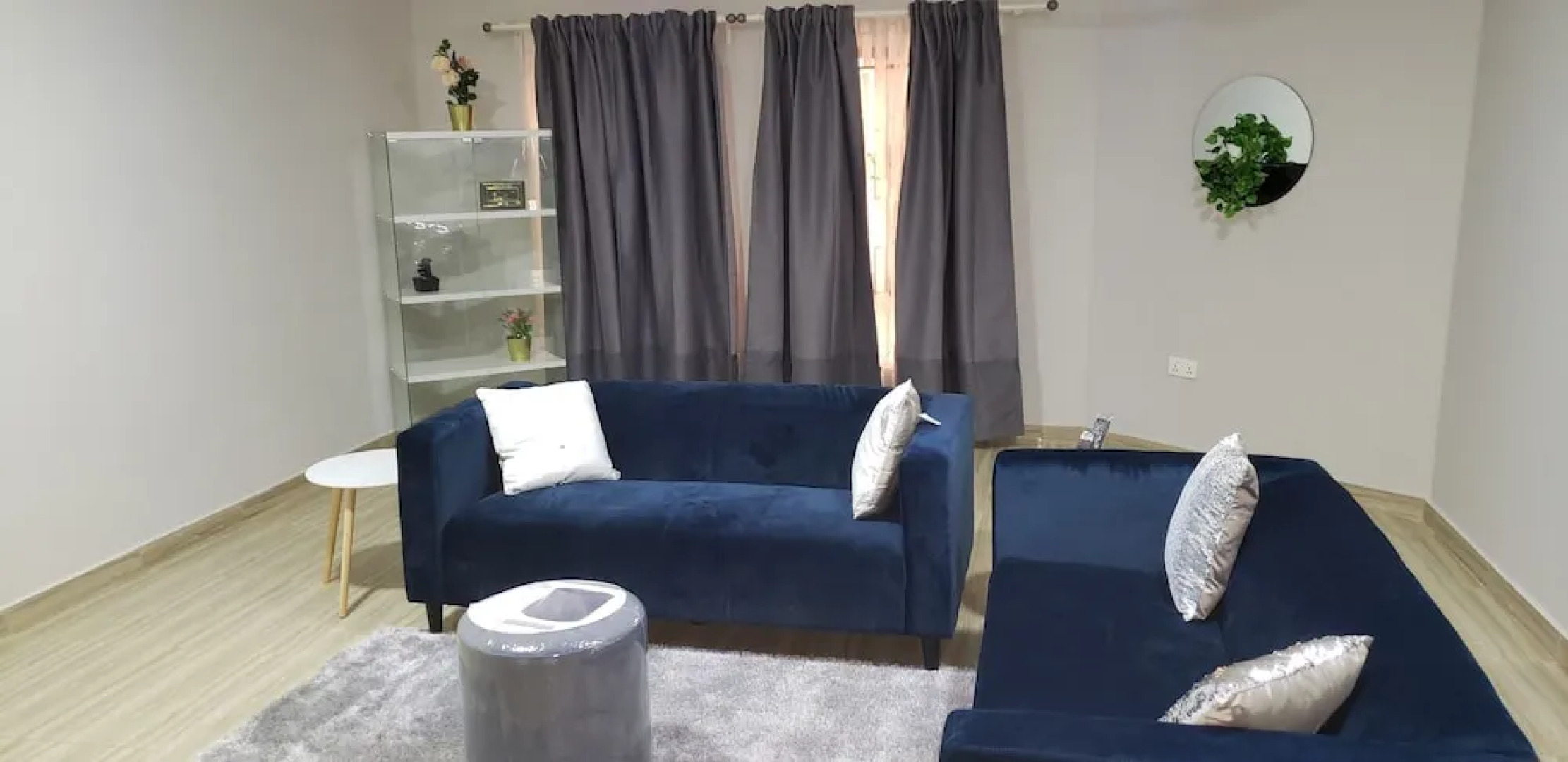 Candice serviced Apartment
