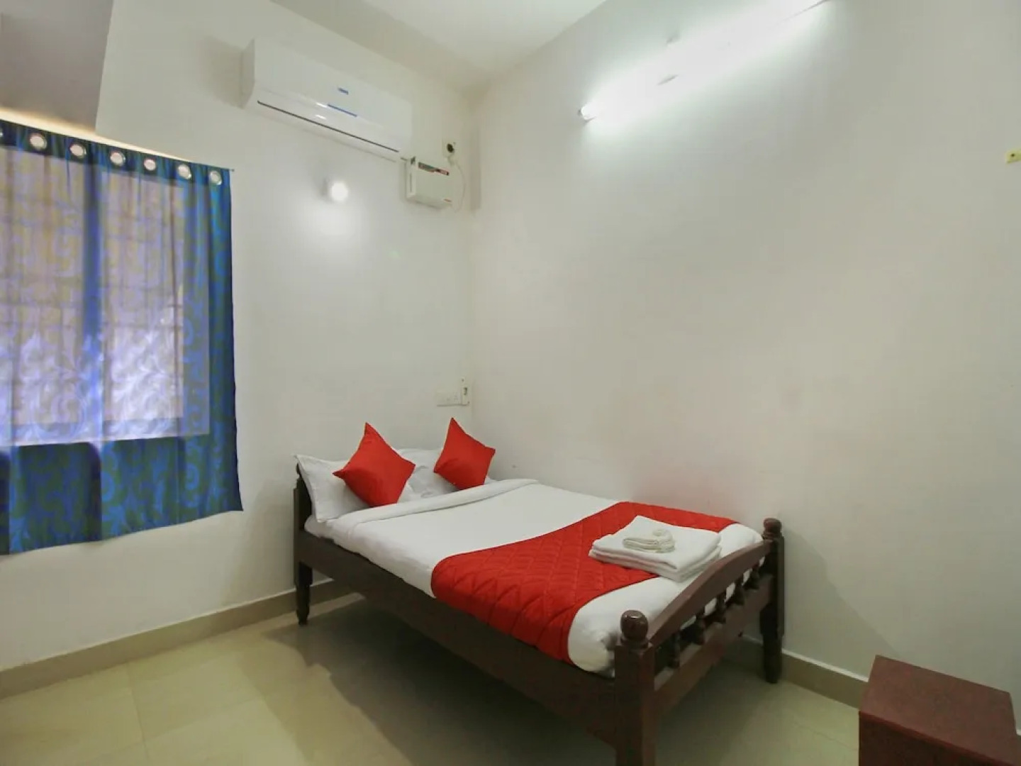 OYO 11957 Home Compact 2BHK Auroville