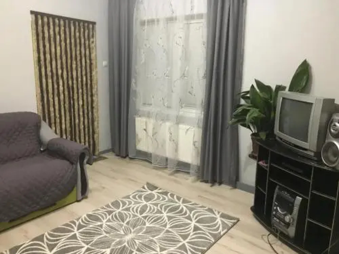 Apartment on Stefanyka 42/5