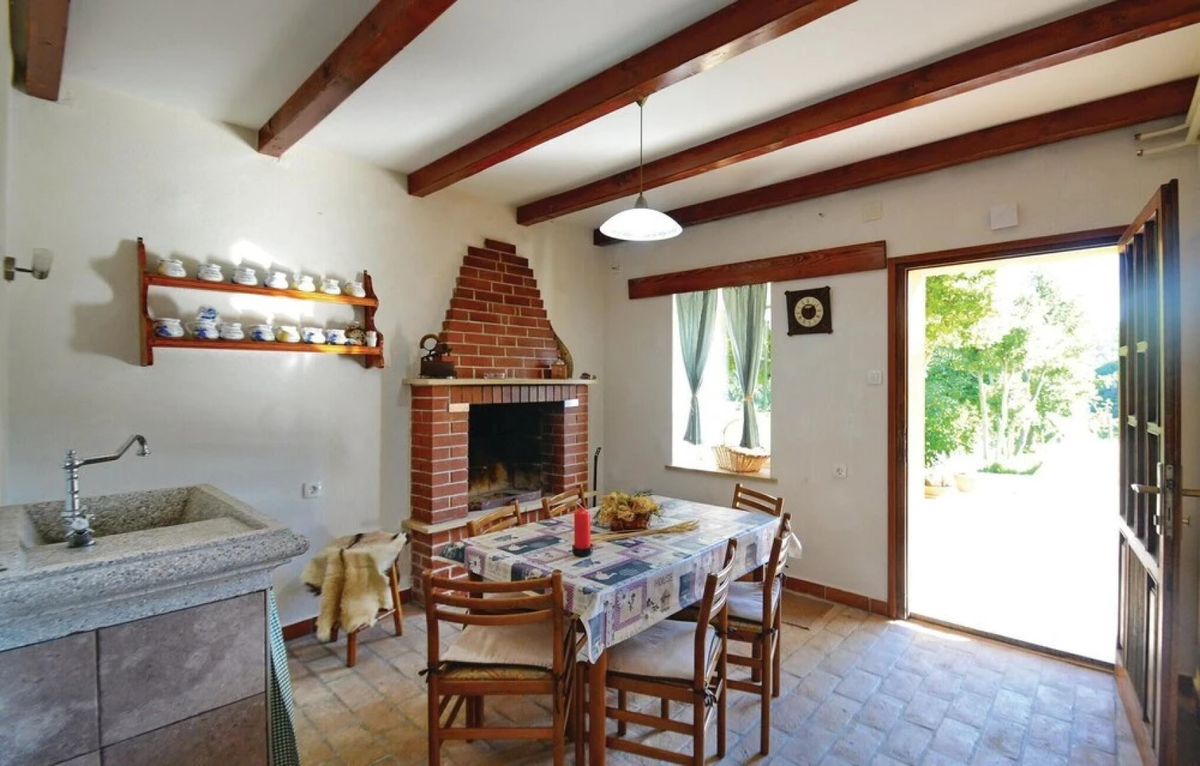 Beautiful Home in Kranjci With Wifi and 4 Bedrooms