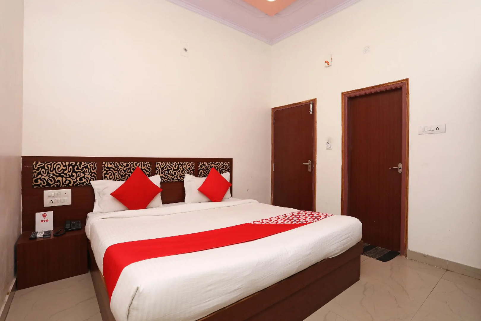 OYO 9928 Hotel Haveli Inn1
