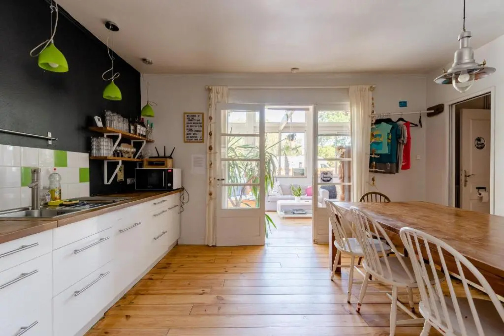 Board ’n Breakfast